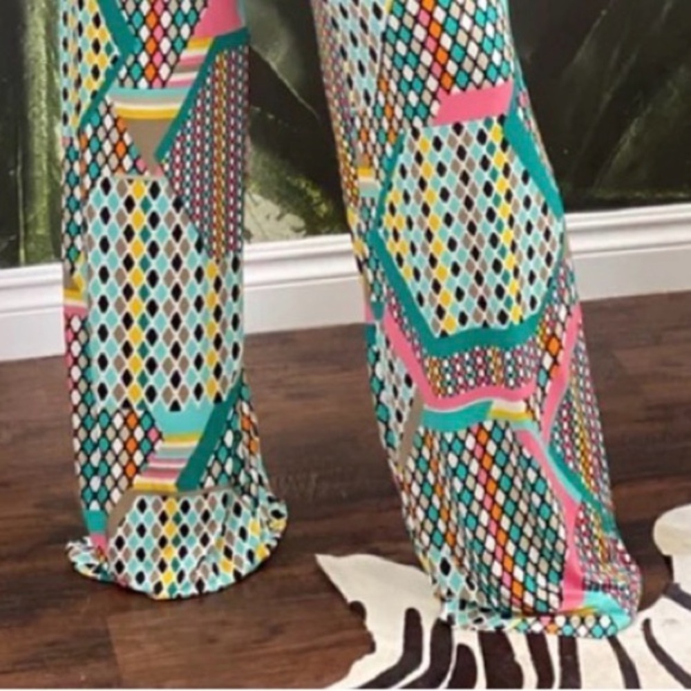 LORAGAL Teal Geometric Wide-Leg Jumpsuit with Pink Accents - Picture 3 of 7